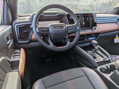 New 2026 GMC Canyon AT4 AWD/4WD image 24