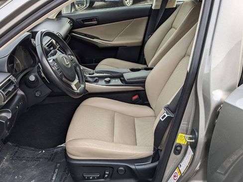 Used 2018 Lexus IS 300 AWD w/ Comfort Package image 26