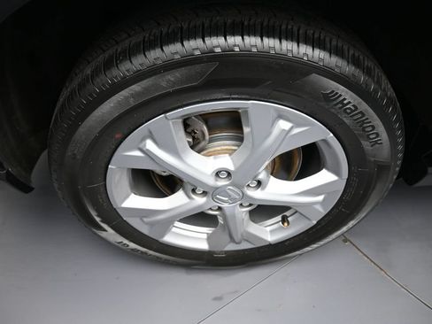 Certified 2025 Honda HR-V LX image 12