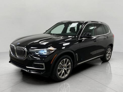 Certified 2022 BMW X5 xDrive40i w/ Premium Package image 11