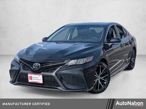 Certified 2024 Toyota Camry SE FWD image 1