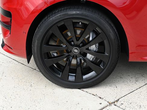 Used 2025 Land Rover Range Rover Sport Dynamic SE image 9