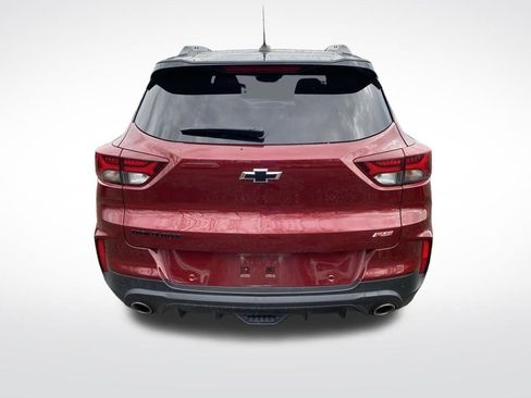 Used 2023 Chevrolet TrailBlazer RS w/ Sun and Liftgate Package image 5