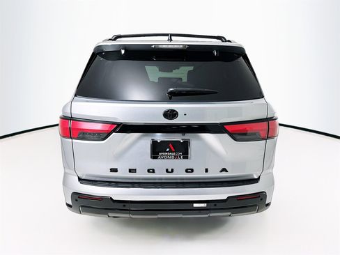 Used 2024 Toyota Sequoia Platinum image 7