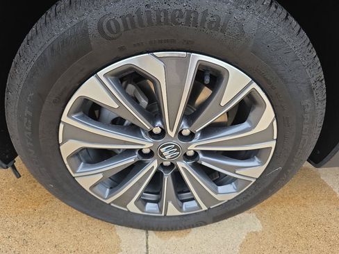 Used 2024 Buick Envision Preferred AWD/4WD image 5