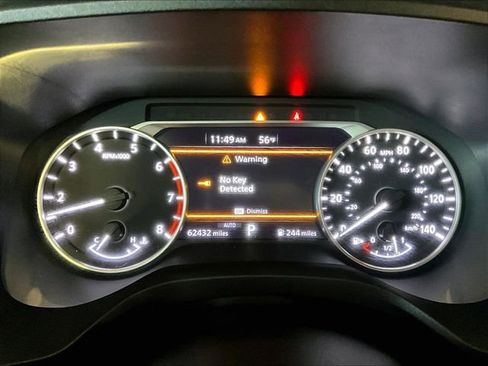 Used 2022 Nissan Rogue SV image 25