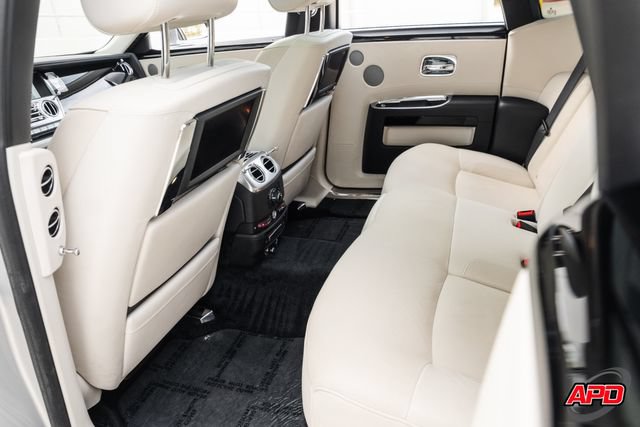 Used 2014 Rolls-Royce Ghost RWD image 75