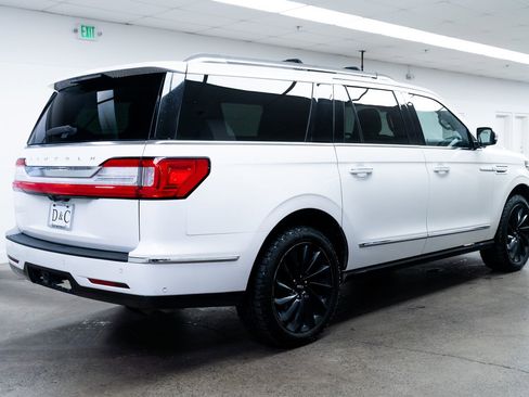 Used 2020 Lincoln Navigator L Reserve w/ Equipment Group 208A Reserve image 6