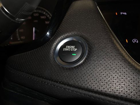 Certified 2025 Cadillac XT5 Premium Luxury image 16