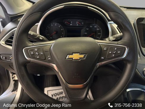 Used 2024 Chevrolet Malibu LT FWD image 14