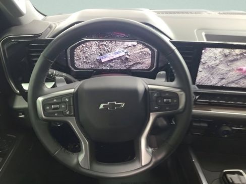 Used 2026 Chevrolet Silverado 1500 LT Trail Boss w/ Convenience Package II AWD/4WD image 28