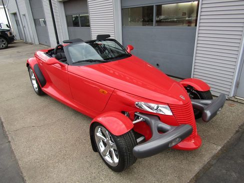Used 1999 Plymouth Prowler image 4