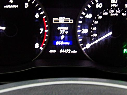 Used 2015 Lexus ES 350 w/ Premium Package FWD image 14