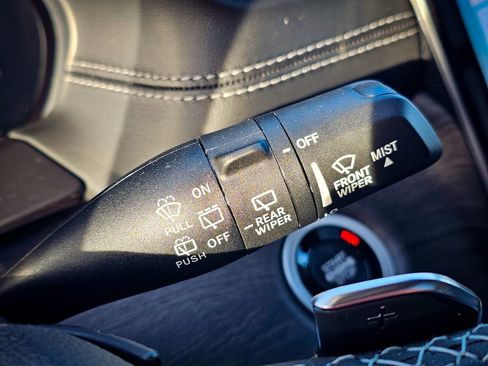 New 2025 Jeep Grand Cherokee Limited image 19