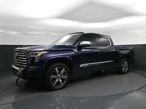 Used 2022 Toyota Tundra Capstone AWD/4WD image 3