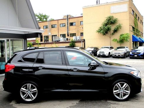 Used 2018 BMW X1 xDrive28i w/ M Sport Package image 11