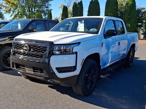 New 2026 Nissan Frontier SV w/ SV Convenience Package image 3