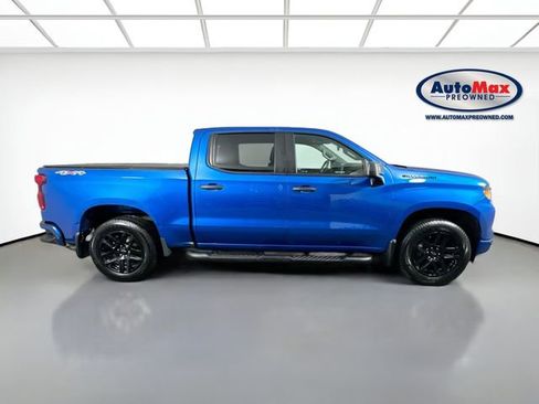 Used 2023 Chevrolet Silverado 1500 Custom w/ LPO, Dark Essentials Package AWD/4WD image 9