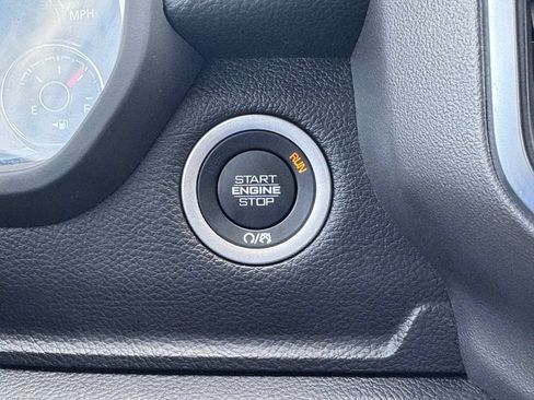 Used 2025 RAM 1500 Big Horn AWD/4WD image 8