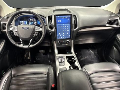 Used 2024 Ford Edge SEL image 5