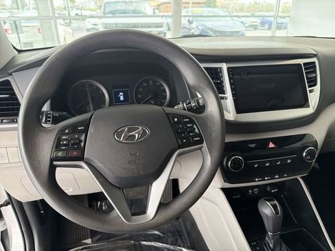 Used 2016 Hyundai Tucson SE FWD image 17