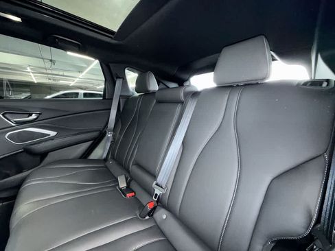 Used 2025 Acura RDX SH-AWD image 22