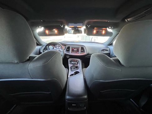 Used 2019 Dodge Challenger R/T image 28