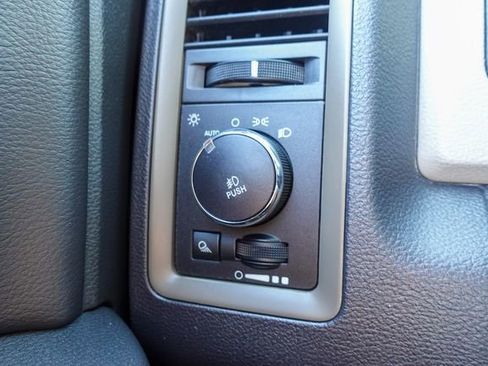 Used 2012 RAM 1500 Express image 17