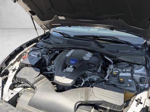 Used 2019 Maserati Ghibli S GranSport RWD image 24