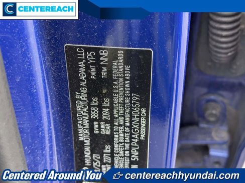 Used 2022 Hyundai Elantra Limited image 16