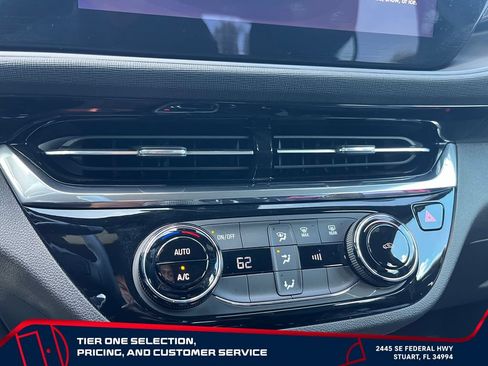 Used 2025 Buick Envista Sport Touring w/ Convenience II Package FWD image 29