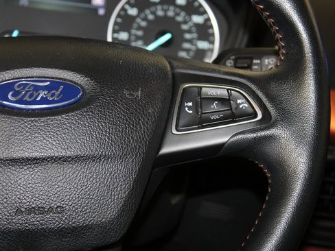 Certified 2021 Ford EcoSport SE w/ SE Appearance Package image 17