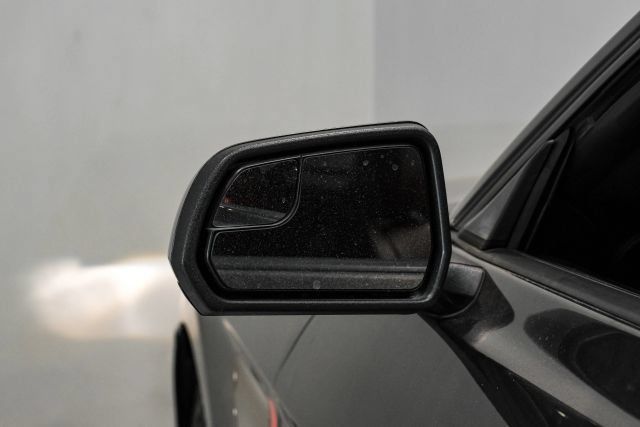 Used 2017 Ford Mustang Coupe RWD image 34