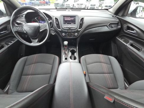 Certified 2022 Chevrolet Equinox RS w/ LPO, Floor Liner Package FWD image 35