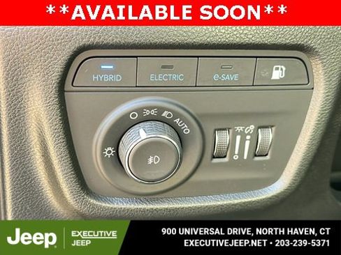 Used 2022 Jeep Grand Cherokee Summit image 13
