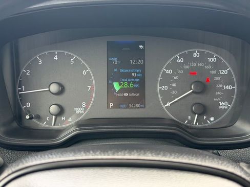 Used 2024 Toyota Corolla LE FWD image 11
