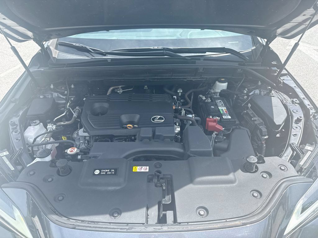 Used 2024 Lexus NX 250 FWD w/ Towing Package (2000 Lbs) image 33