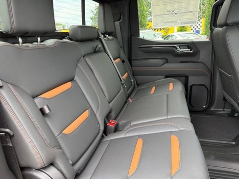 New 2026 GMC Sierra 1500 AT4 w/ AT4 Premium Package AWD/4WD image 24