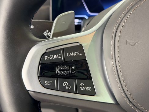 Certified 2025 BMW X7 M60i AWD/4WD image 15