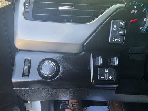 Used 2017 Chevrolet Tahoe LT w/ Max Trailering Package RWD image 19