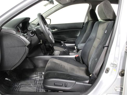 Used 2010 Honda Accord LX-P image 9