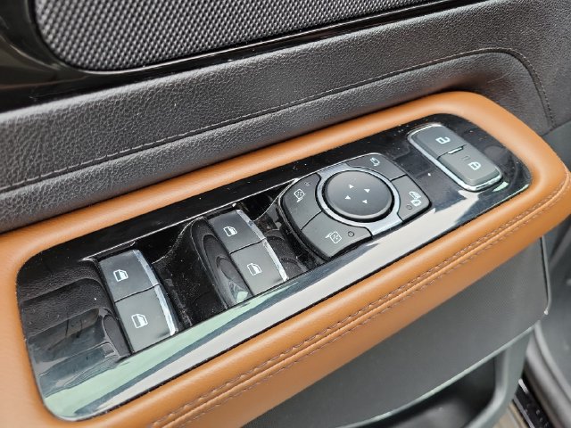 Used 2023 Lincoln Aviator Reserve w/ Elements Package Plus AWD/4WD image 9