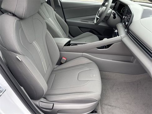 New 2026 Hyundai Elantra Blue image 13