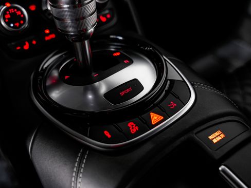 Used 2014 Audi R8 V8 image 16