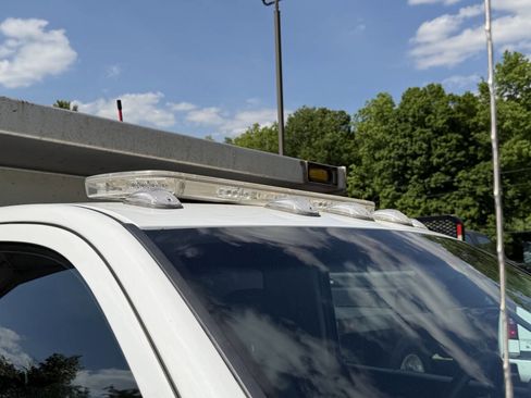Used 2011 RAM 5500 4x4 Regular Cab w/ PWR Accessory Group image 14