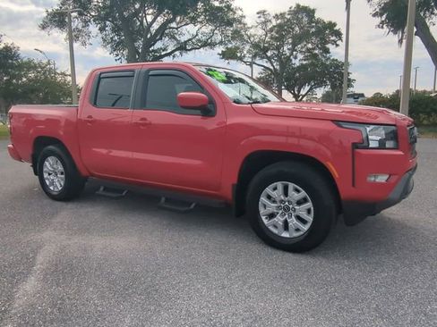 Used 2023 Nissan Frontier SV w/ SV Convenience Package image 2