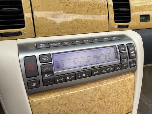 Used 2005 Lexus SC 430 Convertible image 26