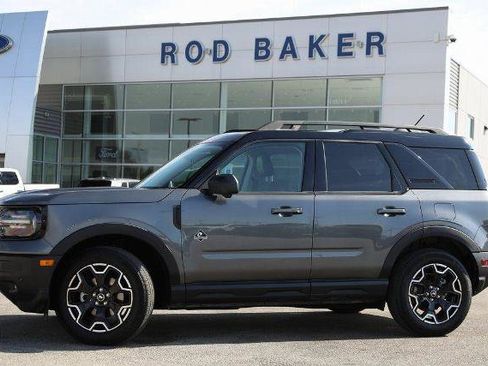 Certified 2025 Ford Bronco Sport Outer Banks w/ Outer Banks Tech Package+ image 3