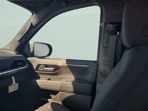 New 2026 Chevrolet Tahoe LS image 11