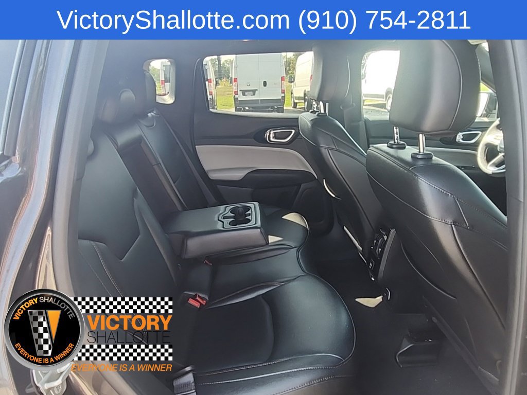 Certified 2024 Jeep Compass Limited AWD/4WD image 33